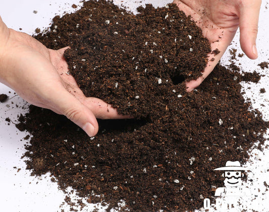 O-FarFarm Organic Potting Soil Mix 2qt Vegetable & Indoor Plants Soil