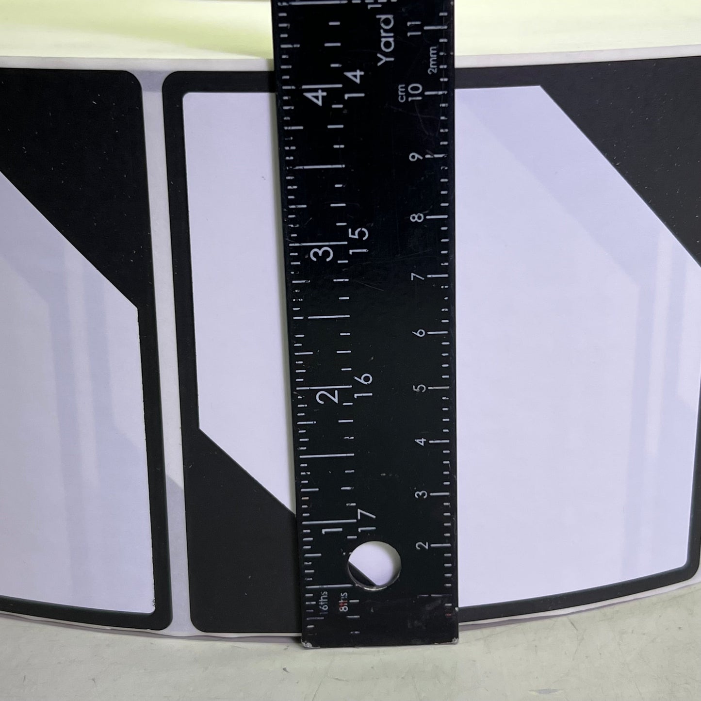 CARLOS H. 4x4 Thermal Transfer Label 5600 Labels/Roll, Black & White ULTCOR102