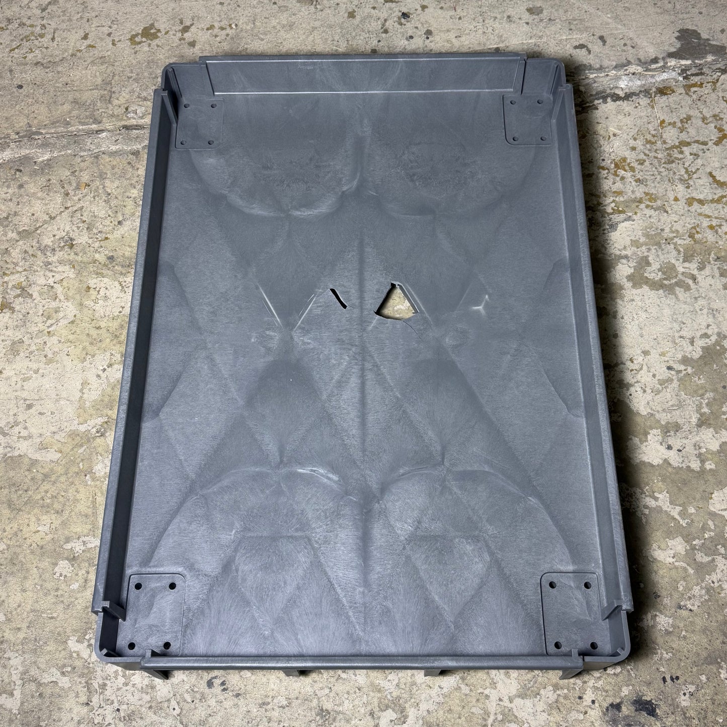 CARLISLE Large Bin Top Utility Cart UC452523 Sz 33” x 45” (Used, Damage item)