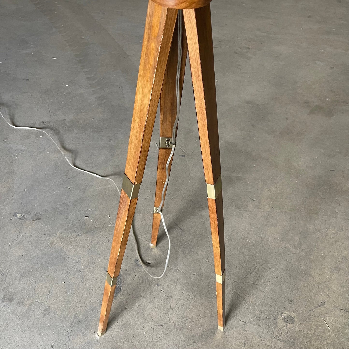 Vintage Wood Easel Lamp 61.5" x 13.5" x 13.5" Wood & Brass