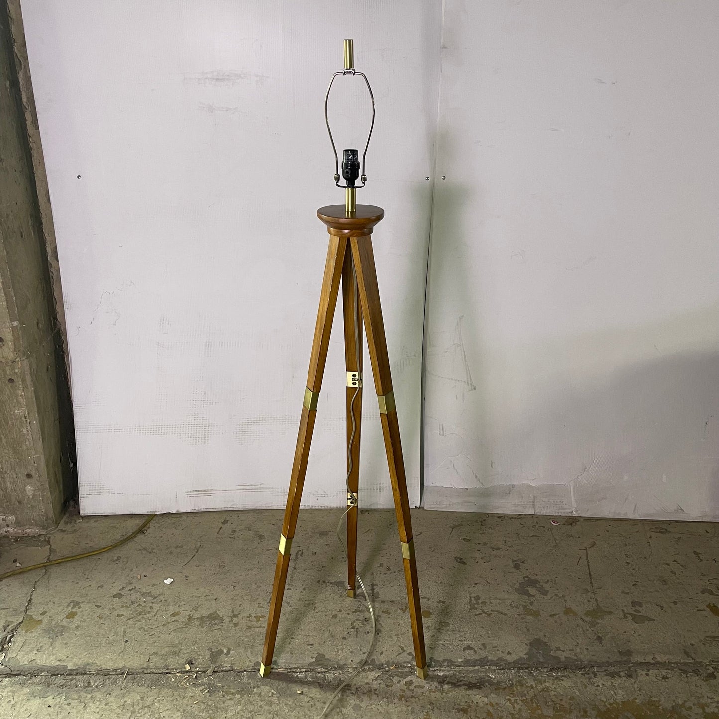 Vintage Wood Easel Lamp 61.5" x 13.5" x 13.5" Wood & Brass