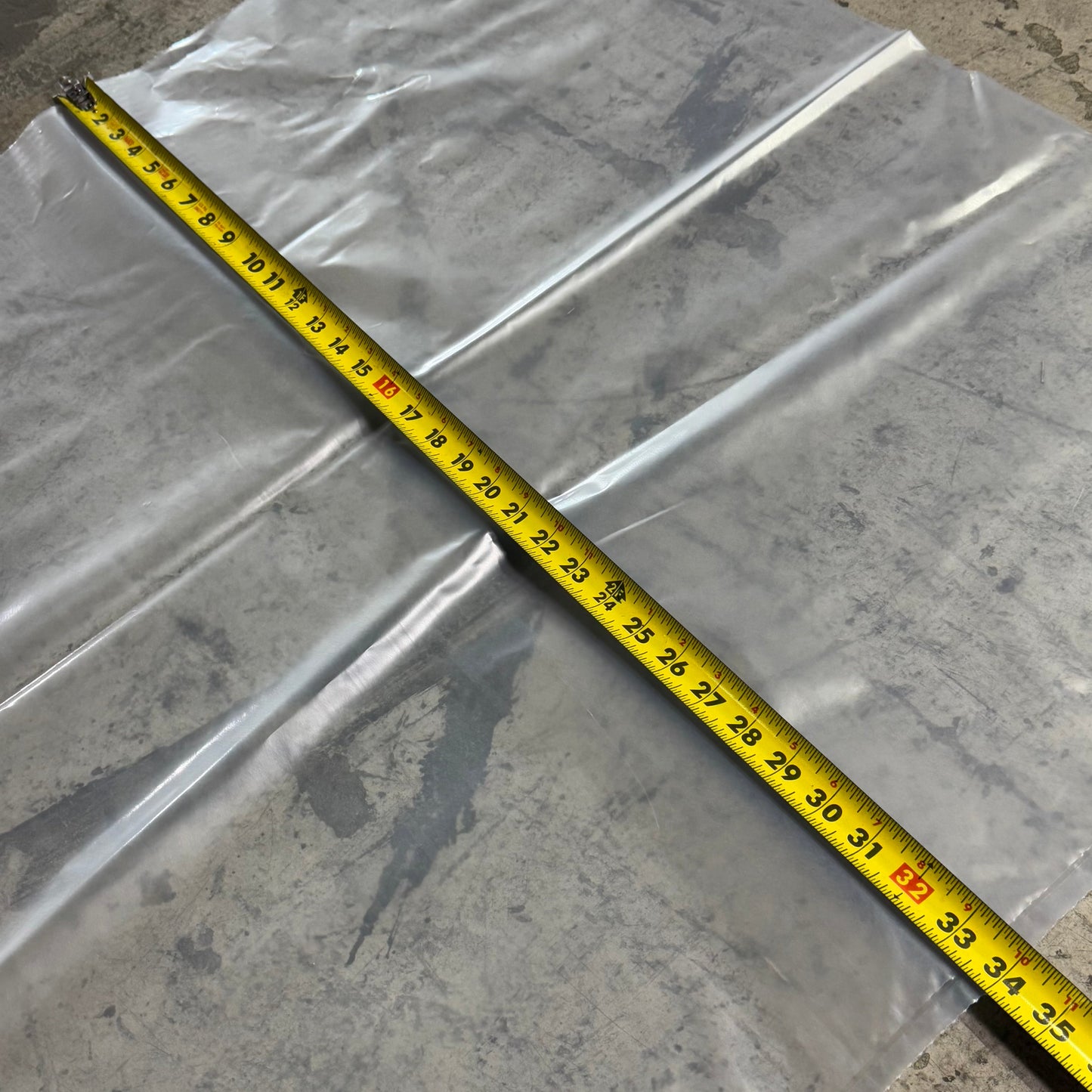 BERRY PLASTIC (120 Bags) Plastic Bags Sz 34 x 34 x 004, Clear J1492012