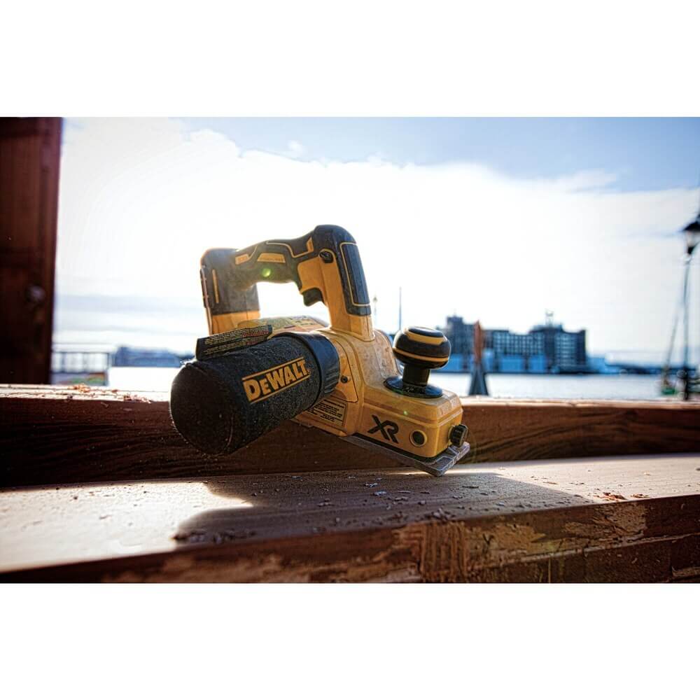 DEWALT DCP580B 20V MAX* XR® Brushless Cordless Planer (Tool Only)