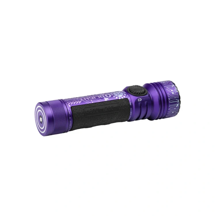 OLIGHT SEEKER4PROVIOLET Seeker 4 Pro High Power Flashlight Color - Cyber Violet CW(5700~7000K)