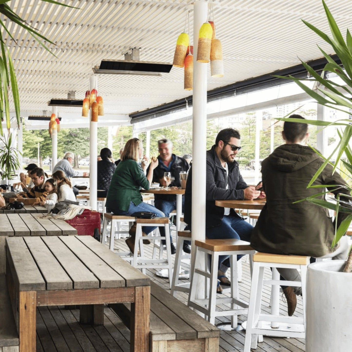 Bromic Heating Platinum Smart-Heat™ Series II 33-Inch 2300W 7900 BTU 240V Electric Patio Heater [BH0320003] (SAK42615)