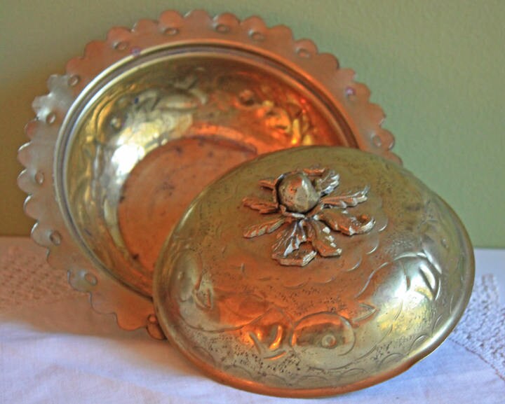Hand Hammered Brass Bowl with Acorn Knob