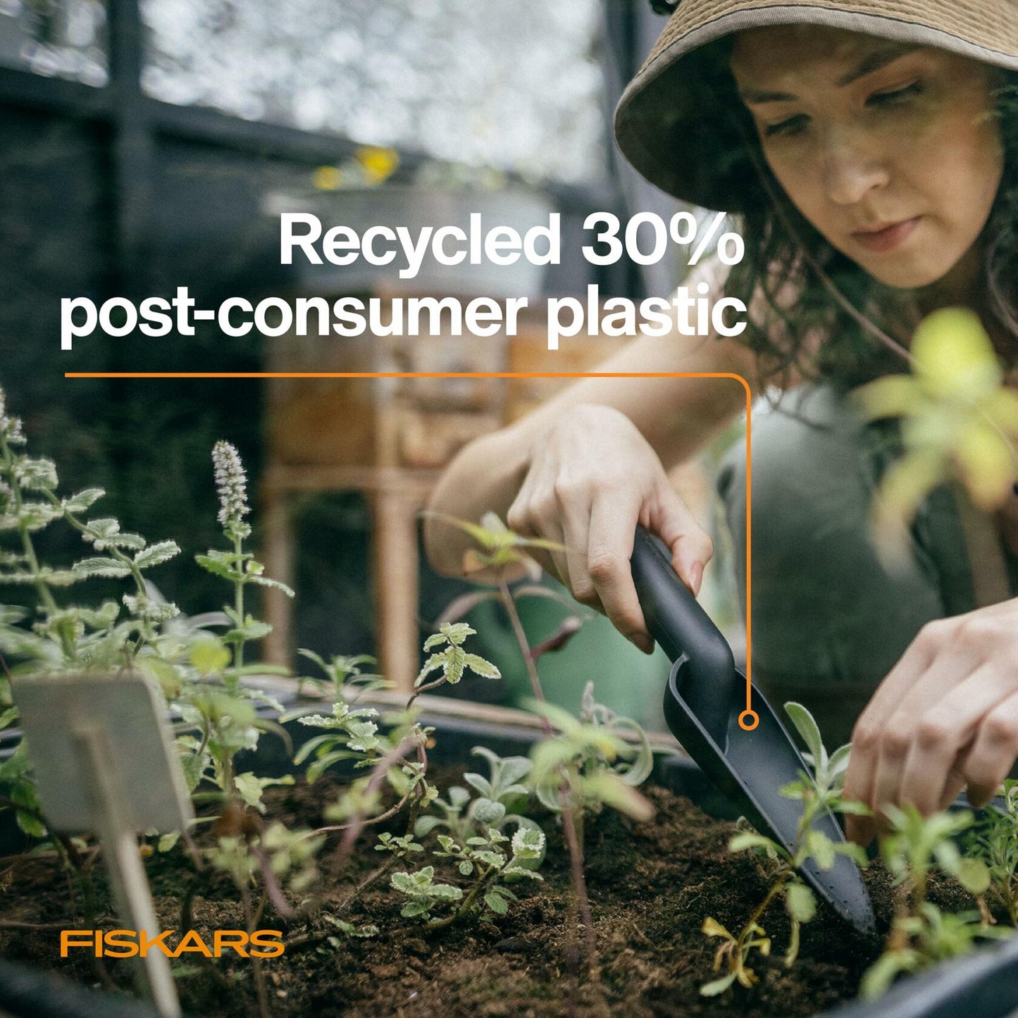 Fiskars Eco Transplanter Narrow Curved Spade Ergonomic Handle UV Resistant