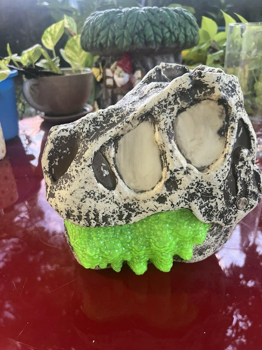 MGA Entertainment Grossmos Flying Dino Assortment Interactive Green Ages 5-7