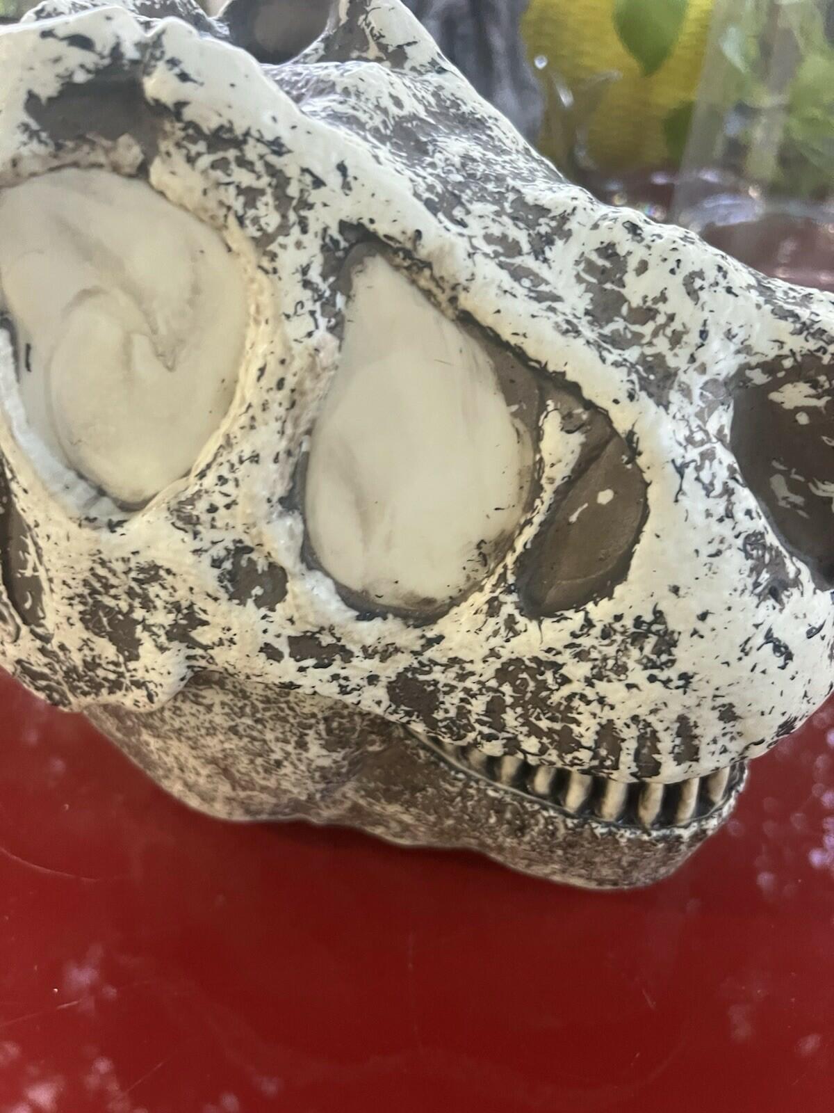 MGA Entertainment Grossmos Flying Dino Assortment Interactive Green Ages 5-7