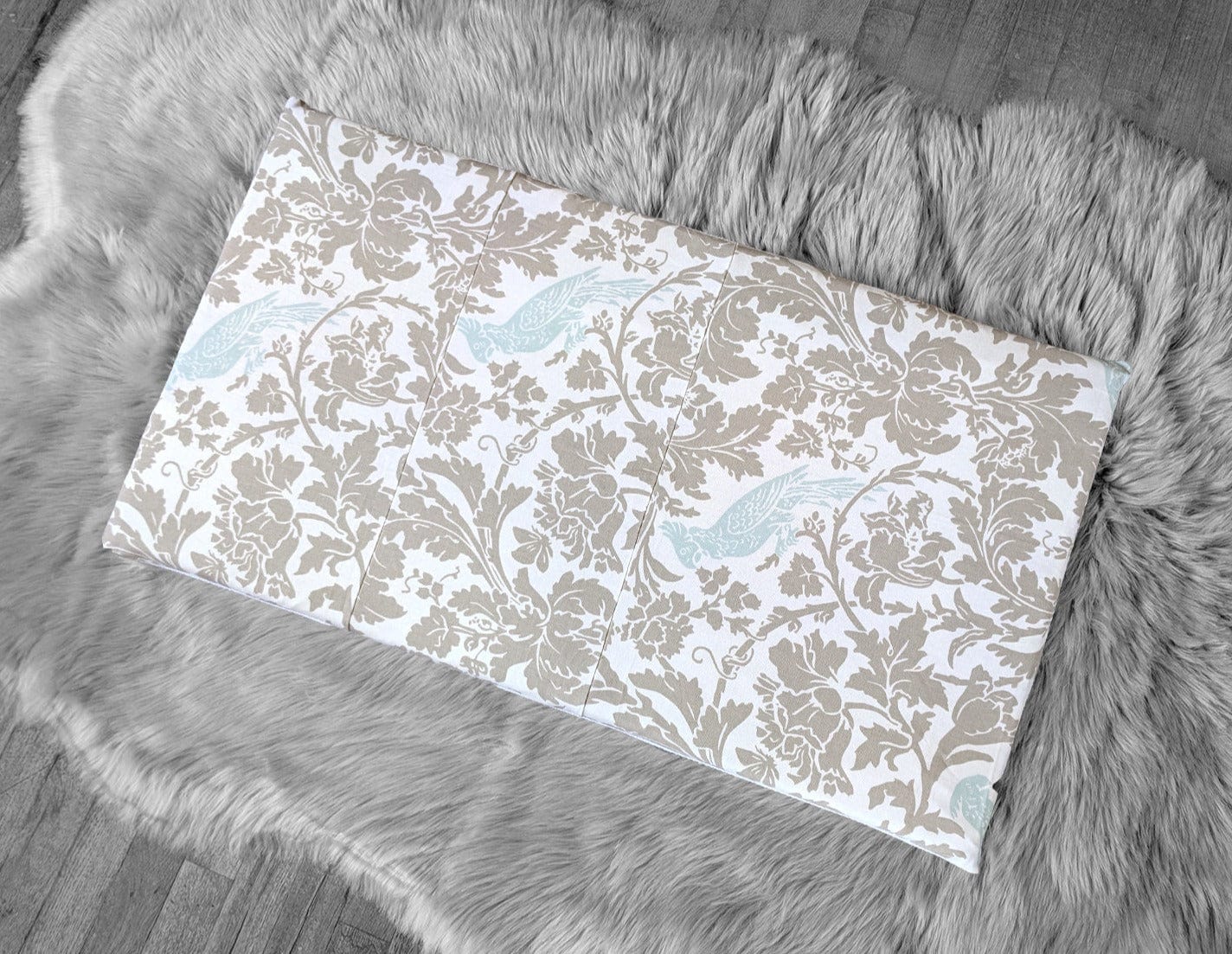 IKEA Bankkamrat, Hemmahos, Stuva Bench Pad Cover Beige Blue Floral Cockatoo Bench Pad Cover